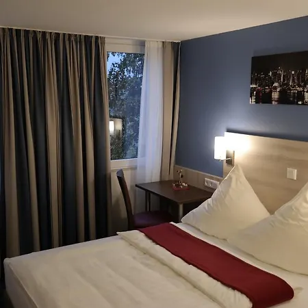 Motel 44 2*