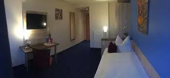 Motel 44 2*
